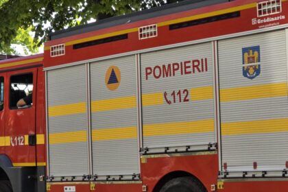 o tanara a cazut de la etajul unui bloc din tomis nord din constanta a fost declarata decedata 6a9e8c57c4561