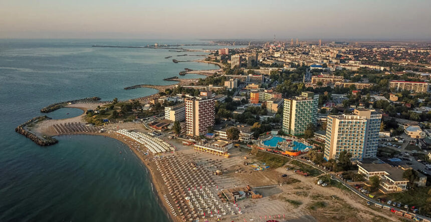 oportunitate pe litoral trei apartamente din statiunea saturn scoase la licitatie 6a9f2df37dbe1