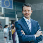 presa internationala inclusiv cea rusa scrie despre desemnarea europarlamentarului siegfried muresan pentru functia de prim ministru 6aac34f215273