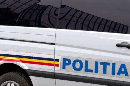 scandal la un colegiu din ploiesti parinte scos incatusat din incinta scolii dupa ce a provocat un accident si s a certat cu portarul 6aa7fda525832