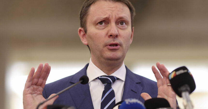 siegfried muresan vrea sa infiinteze o singura politie nationala si un ghiseu unic pentru cetateni ce spune despre pensiile speciale 6ab4d4da4b0b9