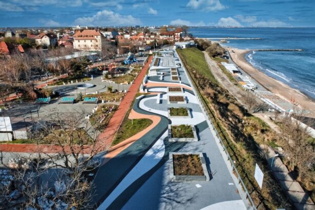 teren pe litoral dat cu dedicatie de consiliul local eforie fara licitatie judecatorii au blocat atribuirea 6ab2f47540539