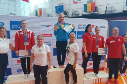 tripla de aur pentru sabrina voinea de la csm constanta la campionatele nationale de gimnastica 6aae6ced20448