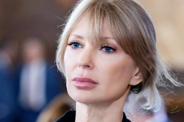 victoria stoiciu dupa ce episcopul husilor i a interzis lui calin georgescu actiuni politice in biserici merita toate felicitarile 6a9e95727c258