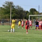 victorie la scor pentru lider si remiza in derby ul din etapa de sambata a ligii a 3 a 6aa660c8491ee