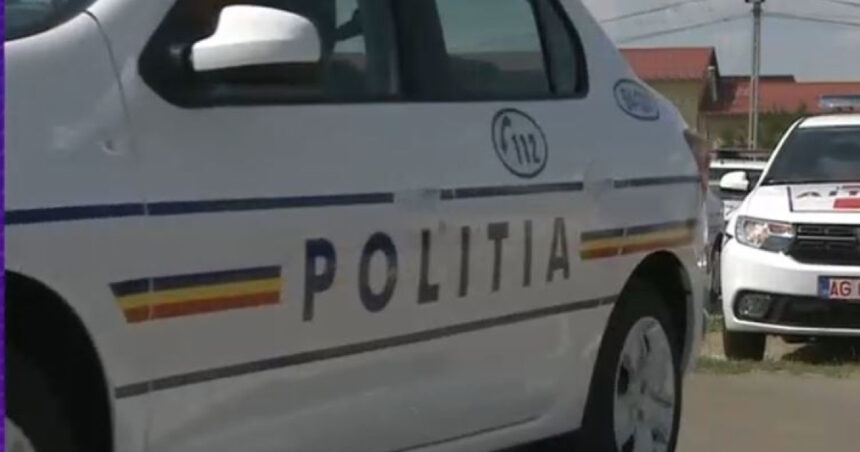 video barbat batut intr o primarie din timis acesta venise sa reclame ca o poarta de fotbal de la scoala poate cadea peste copii 6aa0fcb947d54