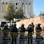 video cel putin 10 morti si peste 50 de raniti dupa o explozie la o cazarma militara din bolivia 6a9c20265496f