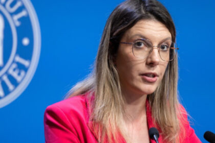video diana buzoianu i a facut sesizare la cncd sefului sindical metrorex problema nu e ca sunteti misogin ci ca luati decizii pentru femei 6aa86018c3785