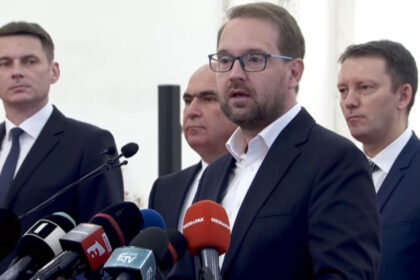 video dominic fritz usr il sustine pe siegfried muresan pentru functia de premier vom fi deschisi pentru discutii inclusiv cu psd 6aad1854a298a