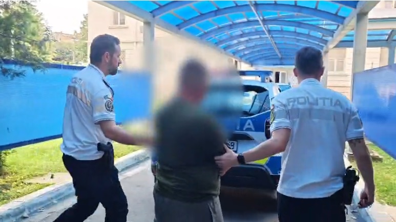 video el este soferul din ovidiu care continua sa puna in pericol participantii la trafic a fost implicat si intr un scandal 6ab2feff7d76f