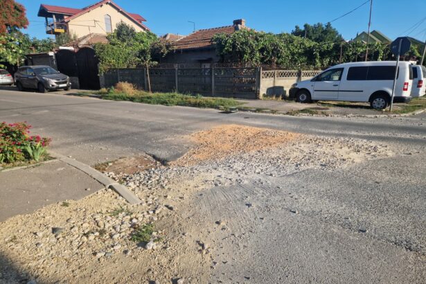 video foto gropile din constanta o vesnica problema strada fulgerului din constanta ca dupa bombardament 6aa1e62a40a79