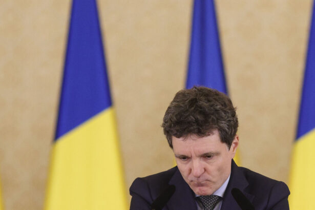 video nicusor dan despre depunerea mandatului de catre siegfried muresan si scenariul unui guvern psd aur nu exista numai cele doua optiuni 6ab22614634b5