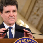 video nicusor dan invita partidele miercuri la consultari dupa care ar urma sa anunte premierul desemnat sa formeze un guvern surse 6aa835e4e3f4f