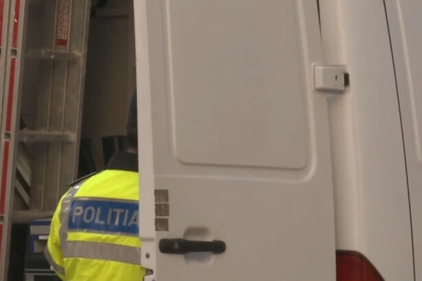 video noi informatii in cazul tinerei gasite moarta intr o valiza pe raul olt iubitul ei este cautat de politisti 6ab36e2b49347