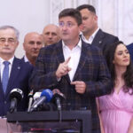 video pnl si usr contesta la ccr noua impartire a posturilor din camera deputatilor un inceput de lovitura de stat dat de aur si psd 6a9edc038153a