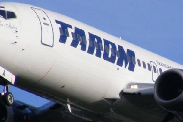 video primul avion boeing 738 max 8 a intrat in flota tarom si a primit numele mircea lucescu pe ce rute va zbura 6aa545b5e9fe4