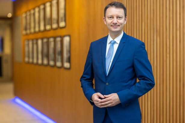 video siegfried muresan primele declaratii dupa desemnarea pentru functia de premier incepem munca imediat la un program de guvernare 6aadb91c6728f
