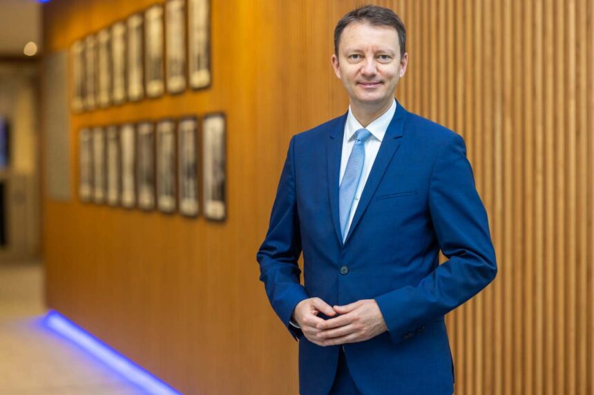 video siegfried muresan primele declaratii dupa desemnarea pentru functia de premier incepem munca imediat la un program de guvernare 6aadb91c6728f