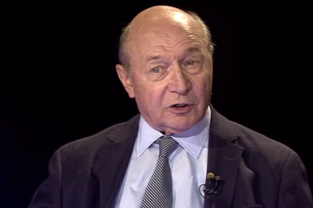 video traian basescu spune ca nicusor dan a produs mult rau romaniei cu intarzierea desemnarii unui premier 6aa975dcdb219