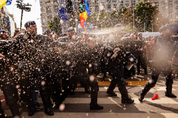 video un cioban care a vrut sa organizeze protestul din piata victoriei avertiza in urma cu o saptamana vor fi violente 6aaa70a58d770