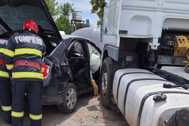 accident mortal intre techirghiol si movilita o persoana a murit iar alte doua au ajuns la spital 6ac752342d306