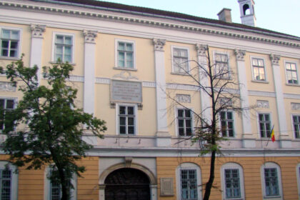 alerta la un liceu din cluj napoca amenintare cu bomba in saptamana altfel politistii nu au identificat niciun pericol 6ad5f7f51ef94