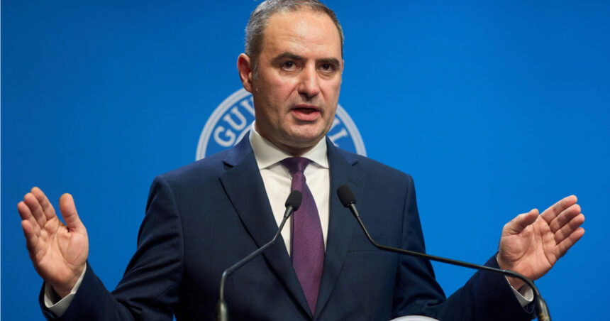 alexandru nazare despre o posibila nominalizare pentru functia de premier e onorant ca numele meu sa apara 6abec3c6384a0