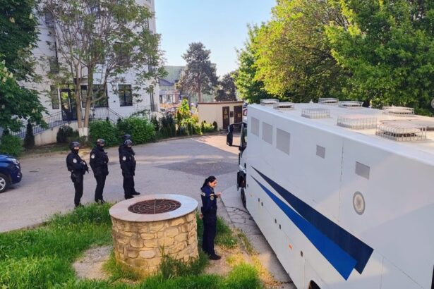 ce se intampla daca dai declaratii false in fata instantei un individ a fost condamnat pentru asta si se tot chinuie sa iasa din inchisoare 6acc0483cabc0