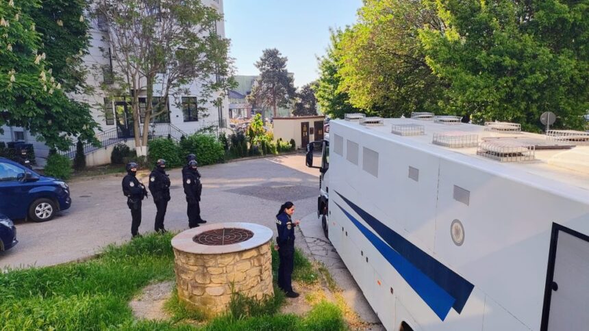 ce se intampla daca dai declaratii false in fata instantei un individ a fost condamnat pentru asta si se tot chinuie sa iasa din inchisoare 6acc0483cabc0