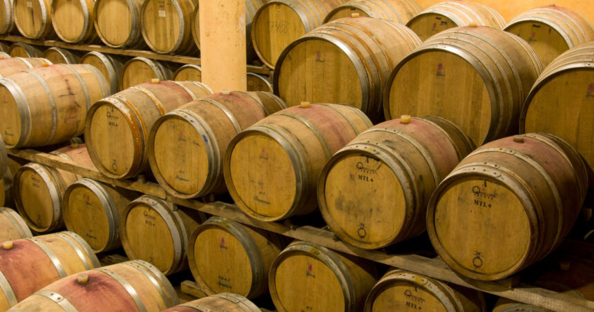 cel mai mare furt de vin din istoria italiei 30 000 de sticle de vin in valoare de 5 milioane de euro sustrase de la o crama 6acb1b185cd6c