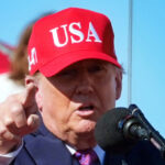 donald trump cei care divulga informatii militare americane ar trebui impuscati 6ad09cdd637ce