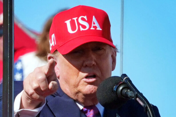 donald trump cei care divulga informatii militare americane ar trebui impuscati 6ad09cdd637ce