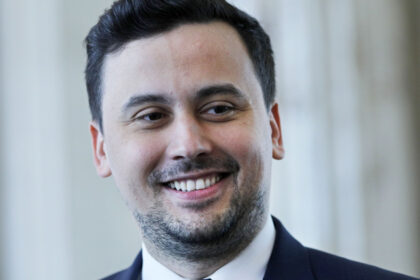 exclusiv mihai ghigiu il acuza pe bolojan ca ii jigneste pe ministrii psd ce a facut doamna oana gheorghiu in afara de un site si un ppt 6ad27afcb5a0d