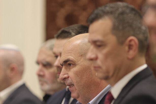 exclusiv premierul interimar avertisment despre soarta guvernului niculescu cel mai periculos adversar este tot psd 6ad264c46cb04