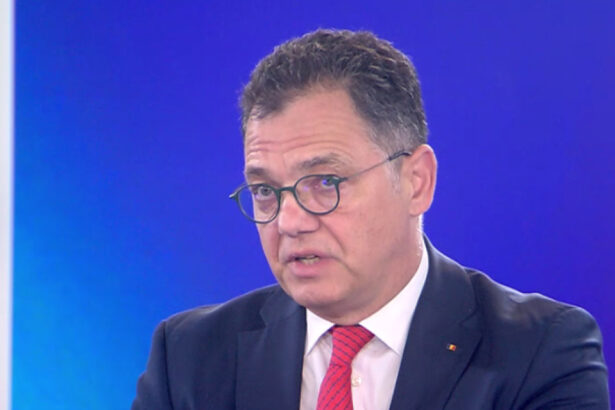 exclusiv radu oprea spune ca romanii o vor duce mai bine la anul pe ce isi bazeaza afirmatia social democratul propus ministru la aparare 6ad523e443fdb