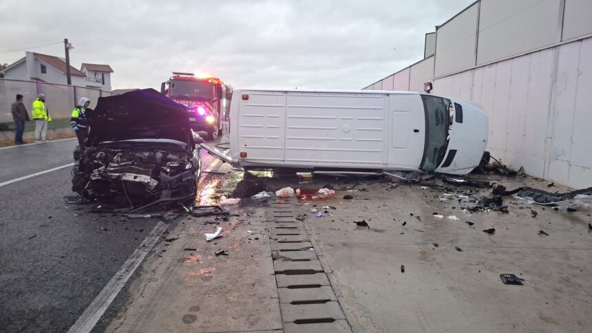 foto accident grav pe dn 22 la lumina cinci persoane ranite una inconstienta 6ad5a1756063c
