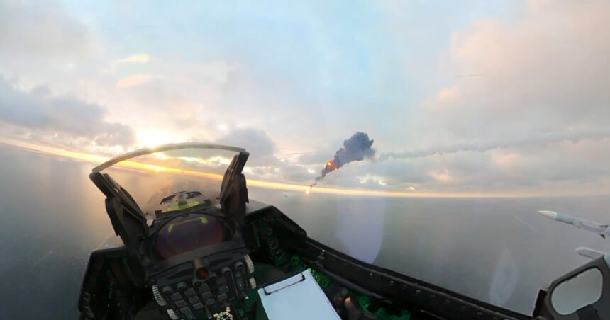 foto imagini spectaculoase de la misiunea de sambata cand doua drone au fost doborate de avioane f 16 deasupra marii negre 6ad49866984df