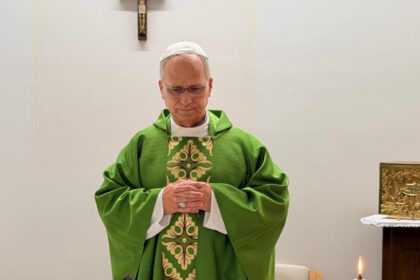 foto papa leon al xiv lea a oficiat o slujba in spital dupa operatia pentru cancer pulmonar cand va aparea in public 6ad22318d7fbb