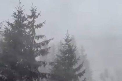 iarna s a instalat deja pe munte la altitudini mari ninsoare vant puternic ceata avertismentul salvamont prahova 6ad22da4e6df9