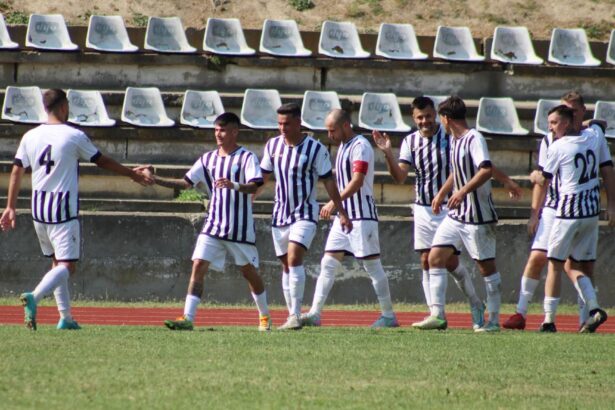 liderele din liga a v a danubius rasova si viitorul pecineaga isi pastreaza invincibilitatea in acest sezon 6acd3e01d9a6a