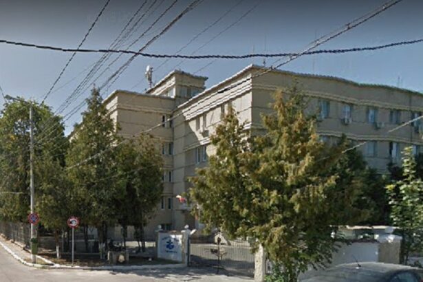 mai multi angajati de la um 02052 mamaia sat printre care soferi si telefonisti au cerut in instanta recunoasterea conditiilor grele de munca 6acec71b01d7b