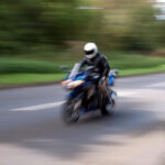 motocicletele si mopedele vor putea circula pe benzile de autobuz in ce conditii se va aplica noua regula 6ac62978d3d07