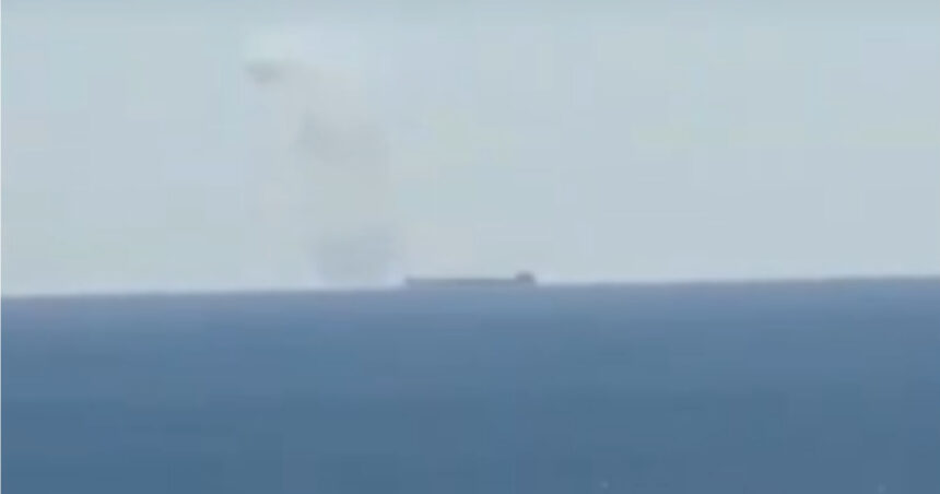 news alert misiune de salvare in zona platformei pescarus o nava turceasca cu cereale a fost lovita de o drona un ranit si 13 disparuti 6ac374e59a0f5