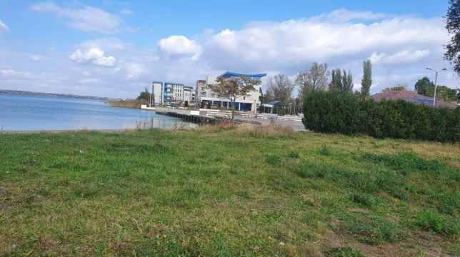 o firma din dosarul retrocedarilor a pasat proiectul unui bloc cu 11 etaje catre o avocata si asociatul unui fiu de milionar 6abeea8f00086