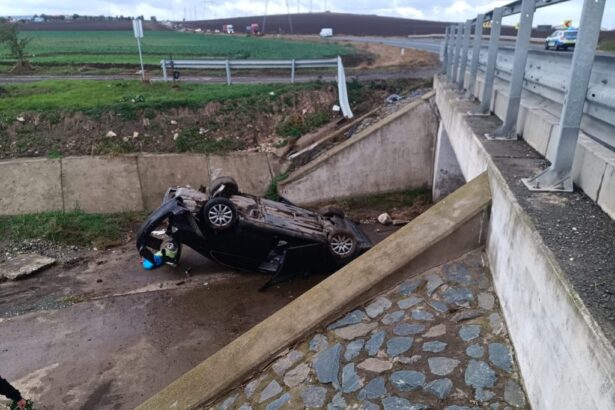 o masina s a rasturnat in zona sibioara o victima a refuzat transportul la spital 6ace1e62d4ba3
