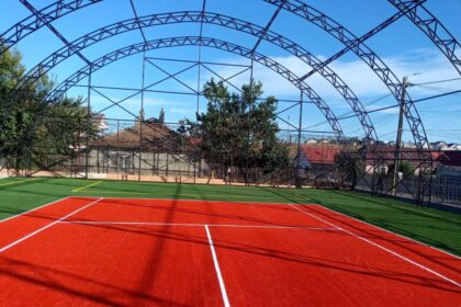 o noua investitie in valu lui traian terenul de sport de la scoala gimnaziala nr 2 este aproape gata 6ac577a0b833b