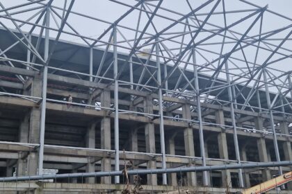 proiect inceput acum 10 ani sala polivalenta incepe sa miste din nou stadiul lucrarilor transmis de cni 6aceb2221ae2d