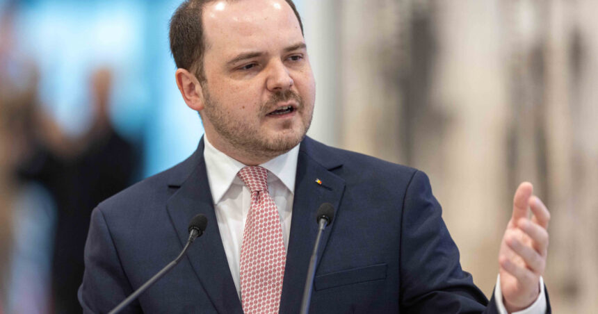 raspunsul lui alexandru rogobete pentru ilie bolojan in chestiunea subfinantarilor din sanatate incompetenta 6ad38d3565155