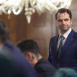 sebastian burduja despre desemnarea lui luca niculescu ca premier romania are nevoie exact de asta ce spune despre votul pnl 6ac4aa454e453