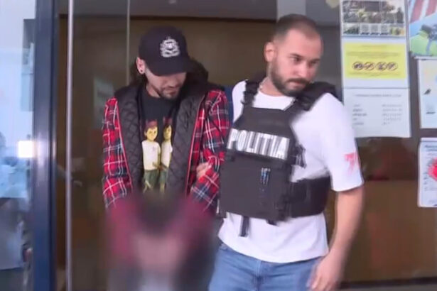 trapperul ian a luat control judiciar pentru 60 de zile dupa ce a urinat in public 6ac3910479de2